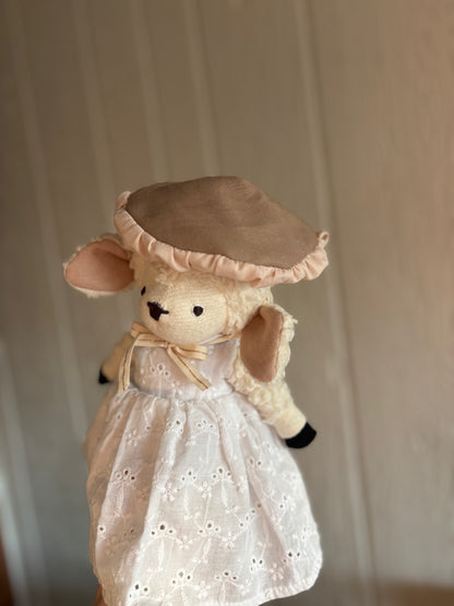 Mushroom Cap - Woodland Brown